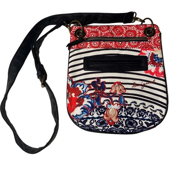 Desigual Cross Body Shoulder Bag‎ Purse Like NEW - Picture 1 of 4